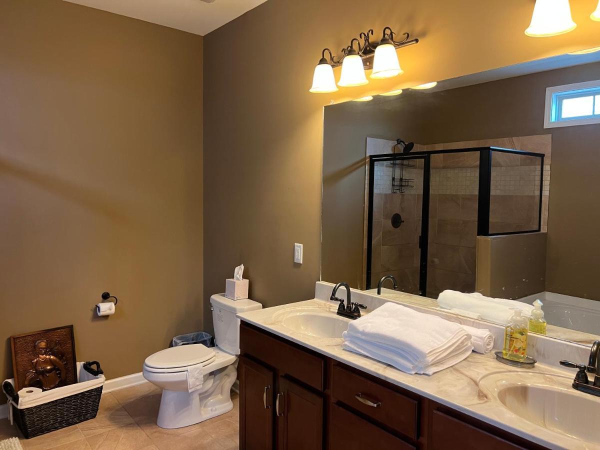 Five Stars Luxury Home Кларксвилл Экстерьер фото
